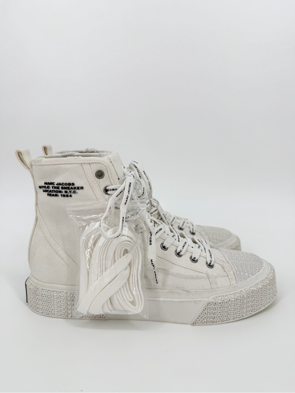Marc Jacobs The Canvas High-Top Sneakers